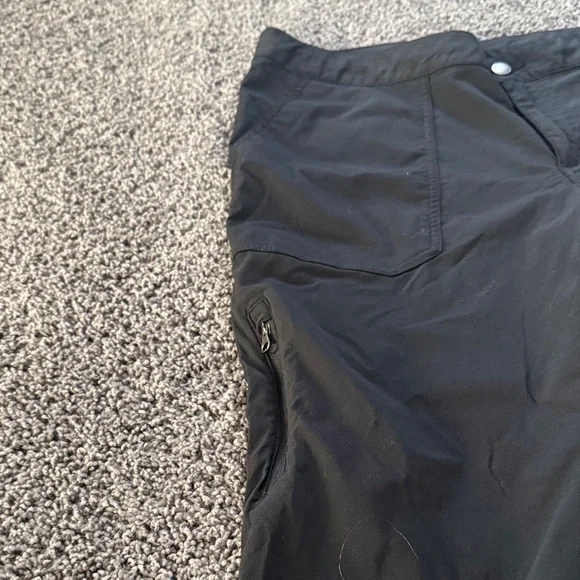 Columbia Climber Canyon™ II Capri 3/4 Pants Women's Black Like New Size 12 - Picture 9 of 16